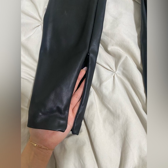 Zara Faux Leather leggings - Picture 8 of 11